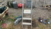 SMALL AL STEP LADDER - 2