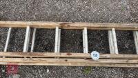 WOODEN TRIPPLE LADDER - 3