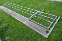 IAE 15' GALV SHEEP FEED BARRIER C/W GATE - 2