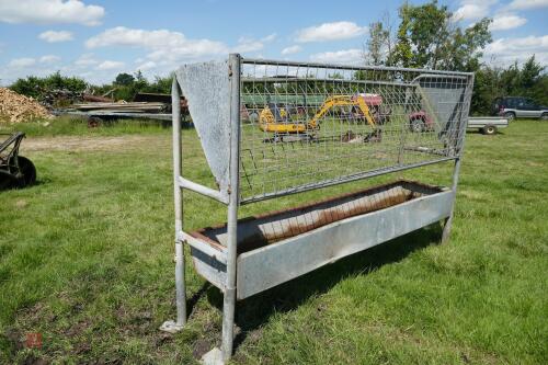 8' GALVANISED CATTLE HAY FEEDER