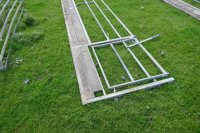 IAE 15' GALV SHEEP FEED BARRIER C/W GATE - 3