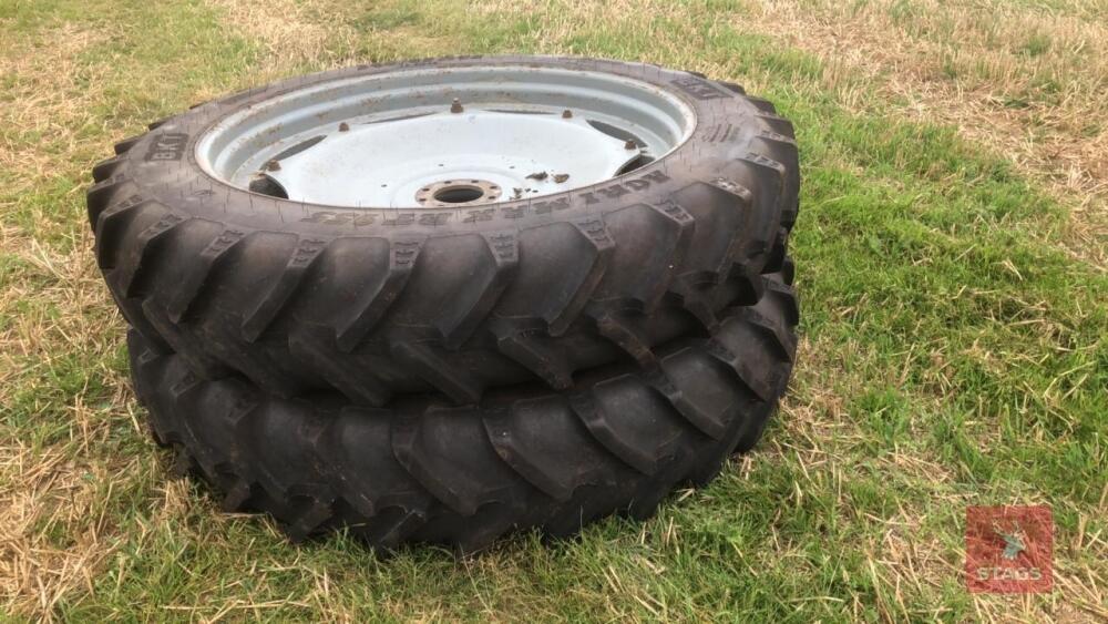2 AGRIMAX RT 955 340/85 R48 WHEELS & TYRES