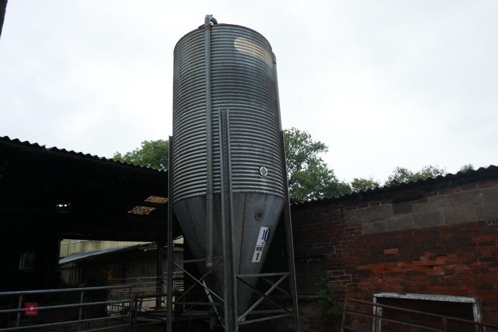 GALVANISED FEED SILO