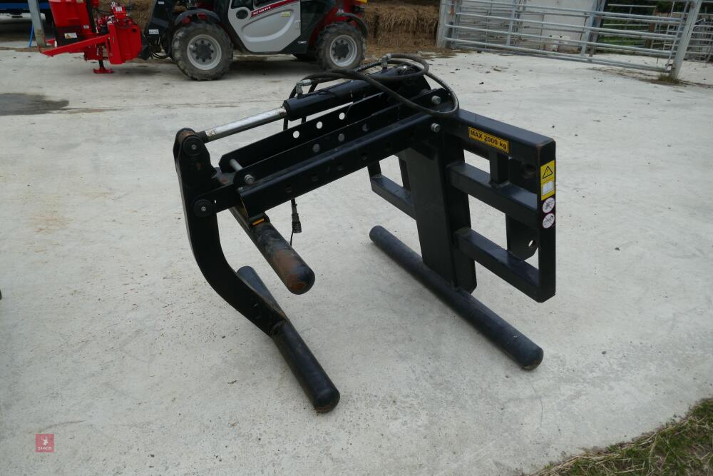 ORIGINAL IMPLEMENTS TOPGRIP BALE HANDLER