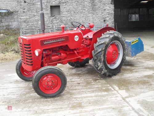 1959 INTERNATIONAL B275 TRACTOR