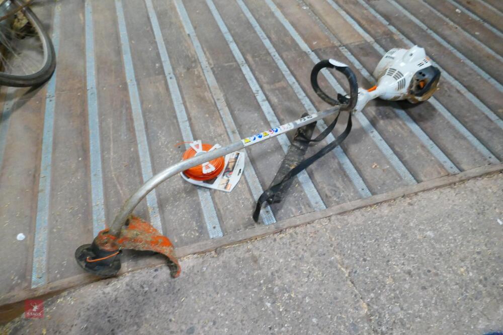 Stihl petrol outlet strimmer fs40