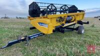 2010 NEW HOLLAND CSX7060 COMBINE C/W HEADER - 13