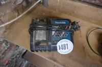 MAKITA BATTERY CHARGER - 5