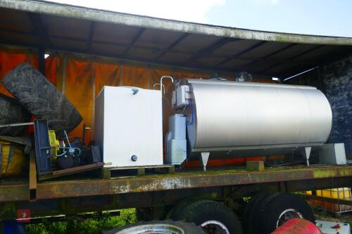 2002 DELAVAL 4,500L BULK TANK