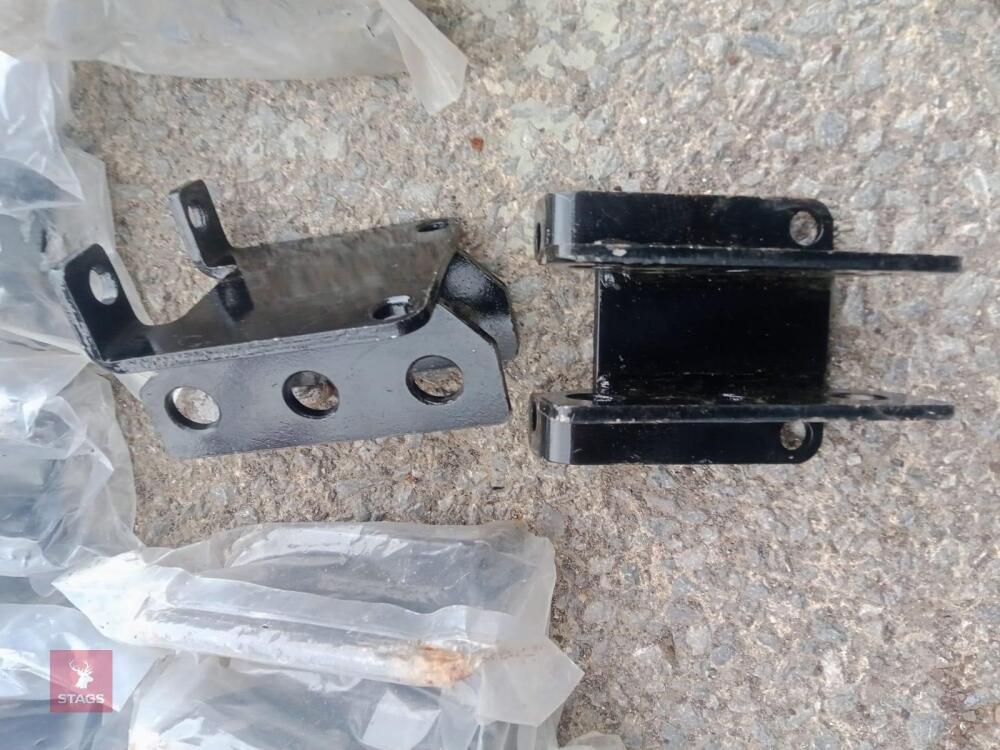 10 COMPACT TRACTOR TOP LINK BRACKETS