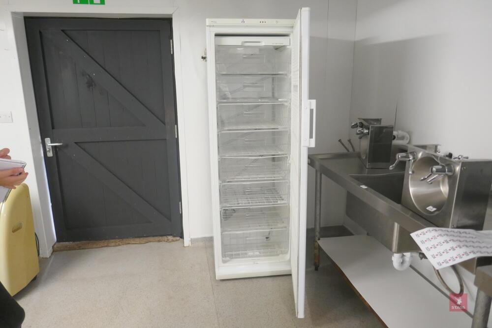 PROLINE FREEZER UNIT