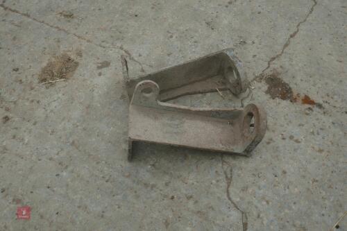 PIN + CONE WELD ON BRACKETS