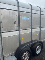 IFOR WILLIAMS 8'6'' LIVESTOCK TRAILER