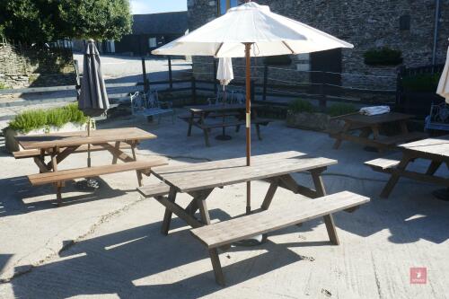 6' WOODEN PICNIC TABLE C/W PARASOL