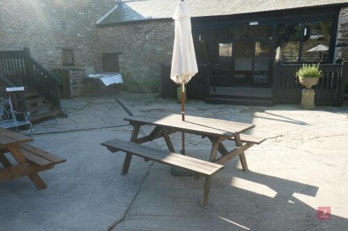 6' WOODEN PICNIC TABLE C/W PARASOL