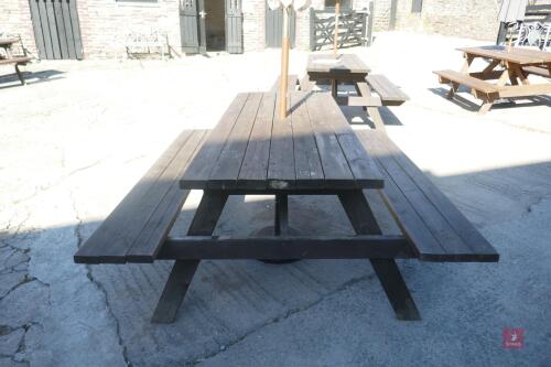 6' WOODEN PICNIC TABLE C/W PARASOL