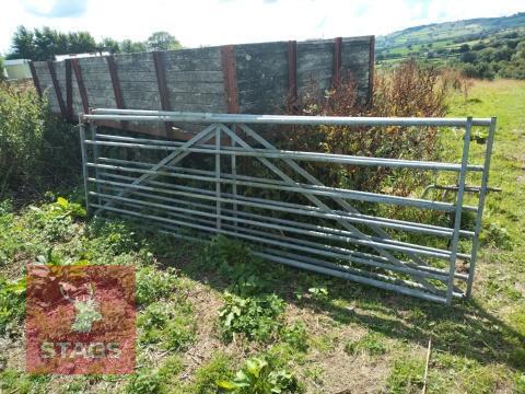 PAIR OF 12FT GATES