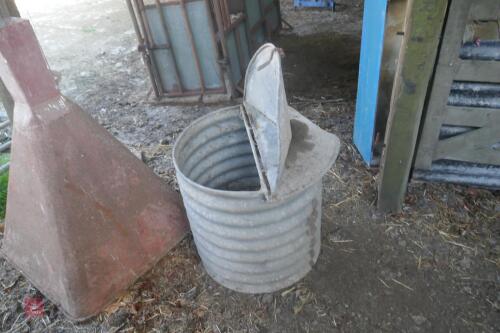 GALVANISED BIN C/W LID