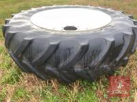2 460/85 R42 NEW HOLLAND REAR TRACTOR WHEELS/TYRES - 3