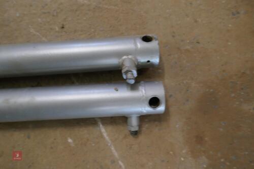 PAIR OF HYDRAULIC RAMS