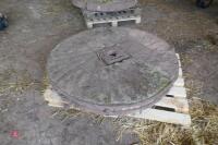 LARGE GRANITE HOOPING STONE - 4