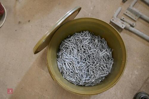 BUCKET OF 50MM BARBED STAPLES