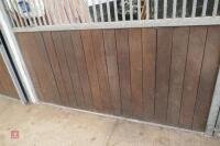 4 MONARCH STABLE FRONTS (232) - 17