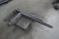 PAIR OF PALLET FORKS - 5