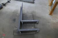 PAIR OF PALLET FORKS - 7