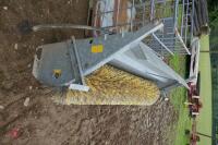 2012 ALBUTT BUCKET BRUSH - 4