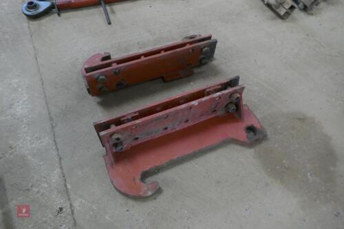 PAIR OF BOLT ON LOADER BRACKETS