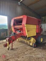 NEW HOLLAND 865 ROUND BALER - 2