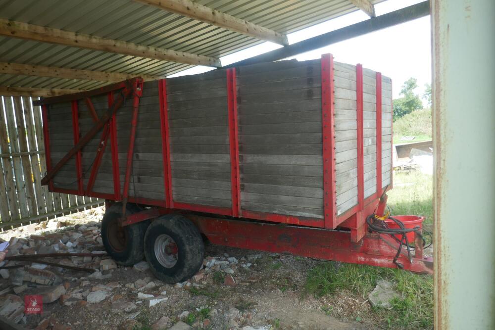 1969 PETTIT 10T TIPPING TRAILER