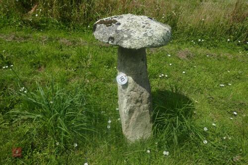 GRANITE STADDLE STONE