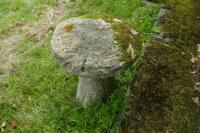 GRANITE STADDLE STONE - 4