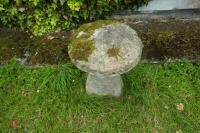 GRANITE STADDLE STONE - 5