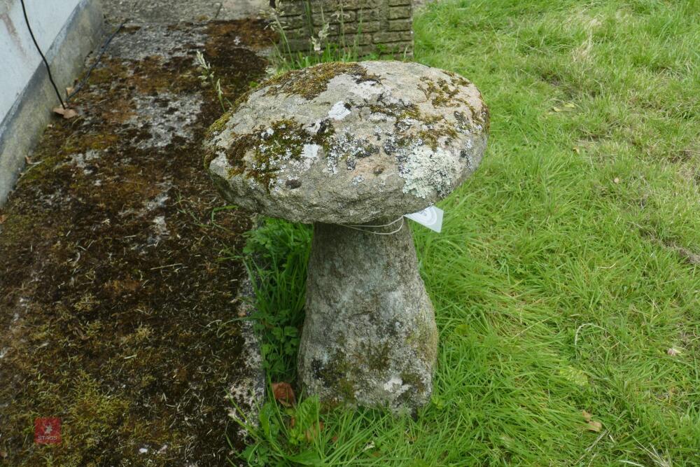 GRANITE STADDLE STONE