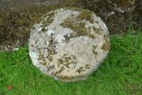 GRANITE STADDLE STONE - 4