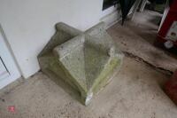 2 X GRANITE PILLAR TOPS - 5