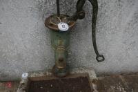 WALL MOUNTED WELL PUMP - 3