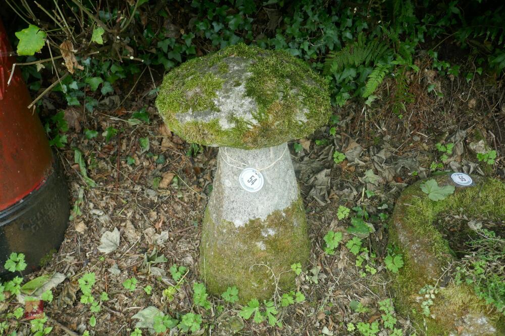 GRANITE STADDLE STONE