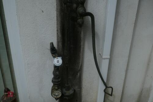 WALL MOUNTED WELL PUMP