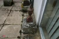 2 X GRANITE AND CAST IRON PILLAR TOPS - 5