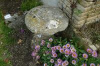 GRANITE STADDLE STONE - 2