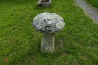 GRANITE STADDLE STONE - 5