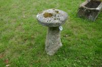 GRANITE STADDLE STONE - 3