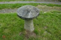 GRANITE STADDLE STONE - 6