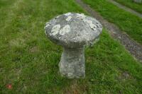 GRANITE STADDLE STONE - 4