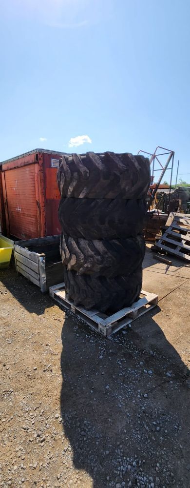 TELEHANDLER TYRES