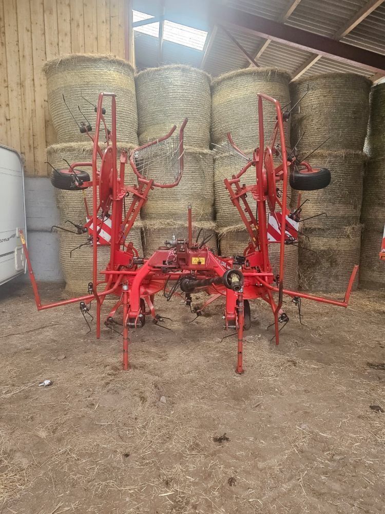 2015 LELY LOTUS COMBI TEDDER/RAKE 600